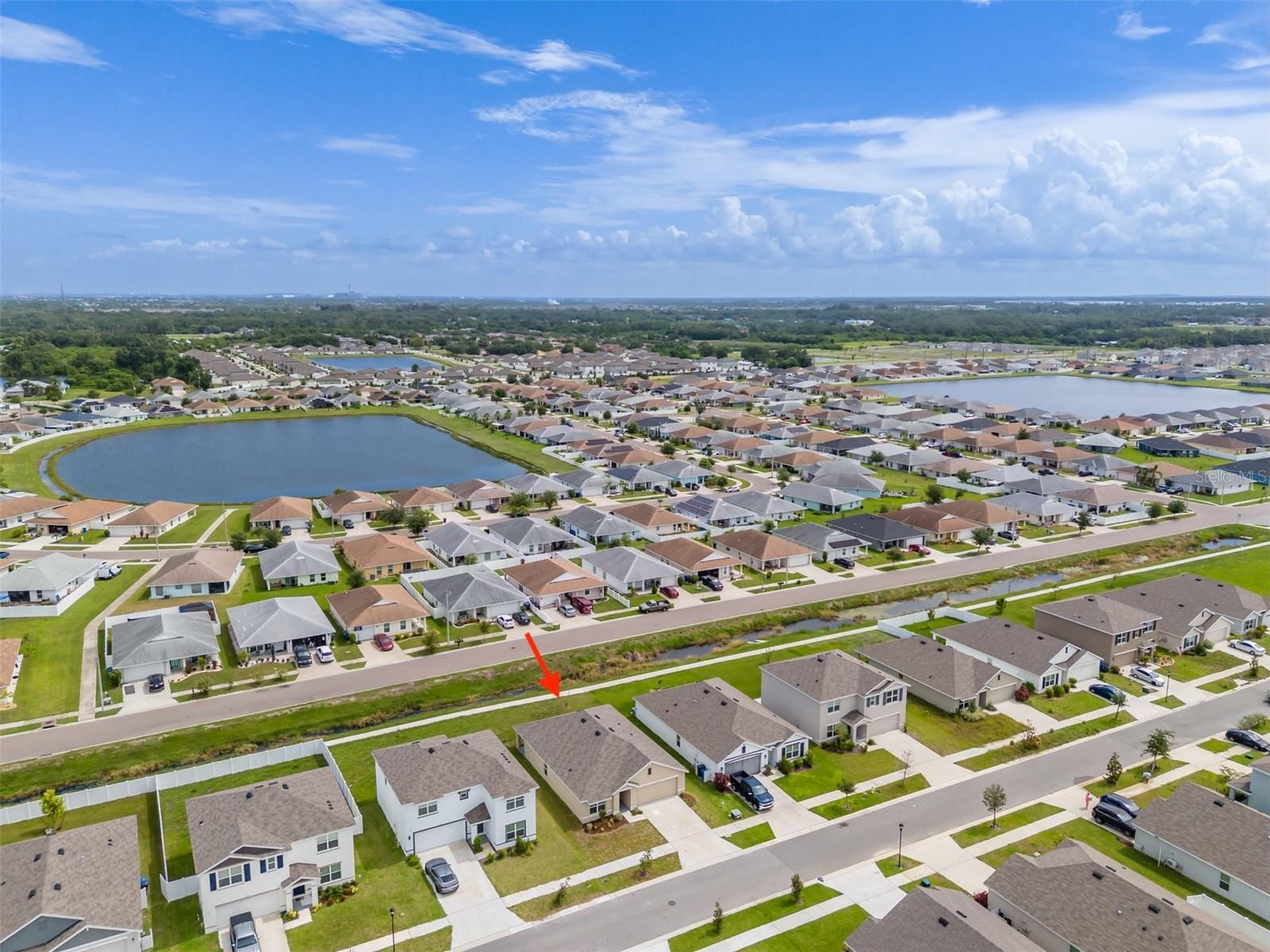 Listing photo id 37 for 802 Ace Outlaw Avenue