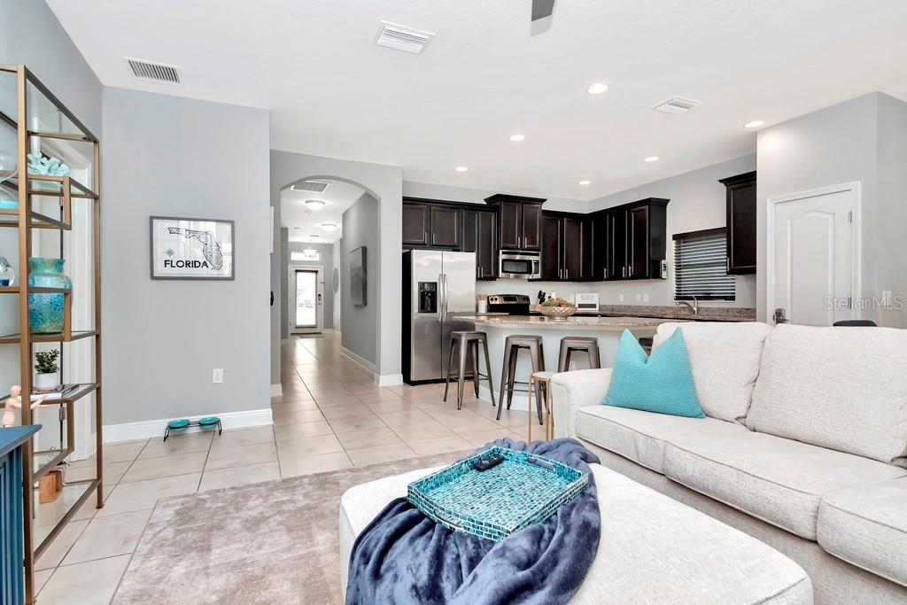 Image 10 of 40 For 8023 Interbay Boulevard