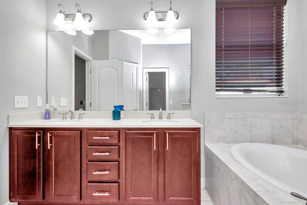 Image 22 of 40 For 8023 Interbay Boulevard