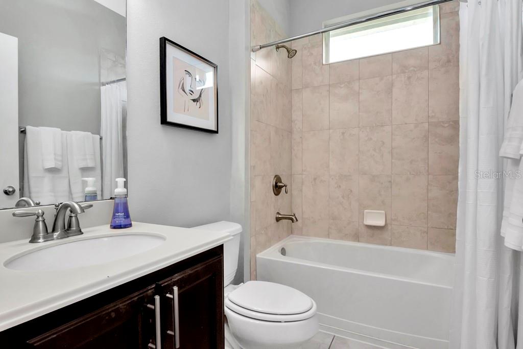 Image 26 of 40 For 8023 Interbay Boulevard