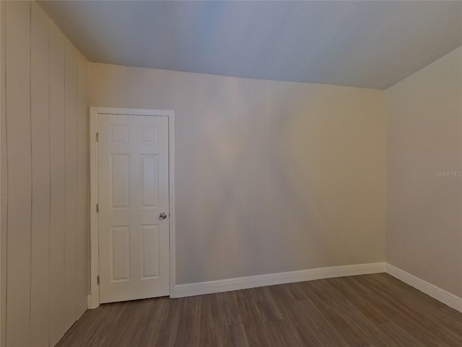 Image 8 of 20 For 6193 39th Avenue N