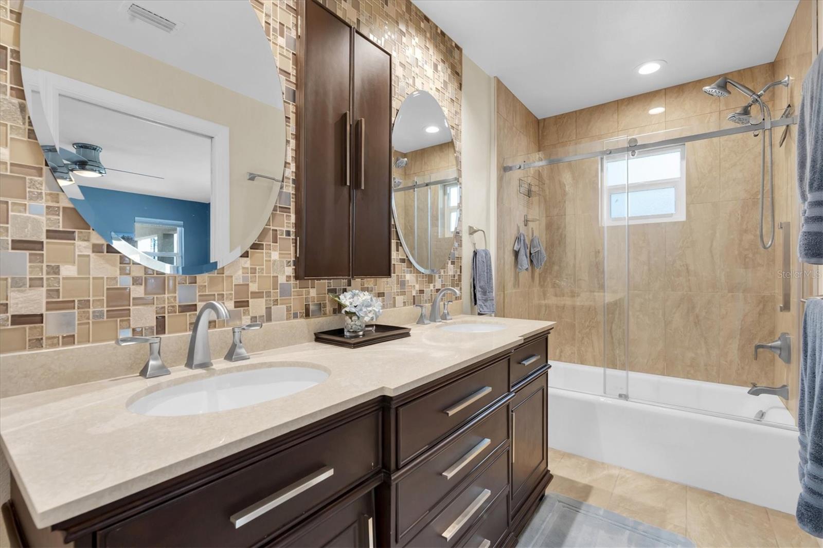 Image 20 of 59 For 4062 9th Avenue N