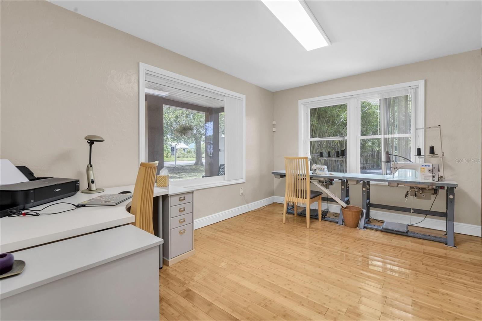 Image 21 of 59 For 4062 9th Avenue N