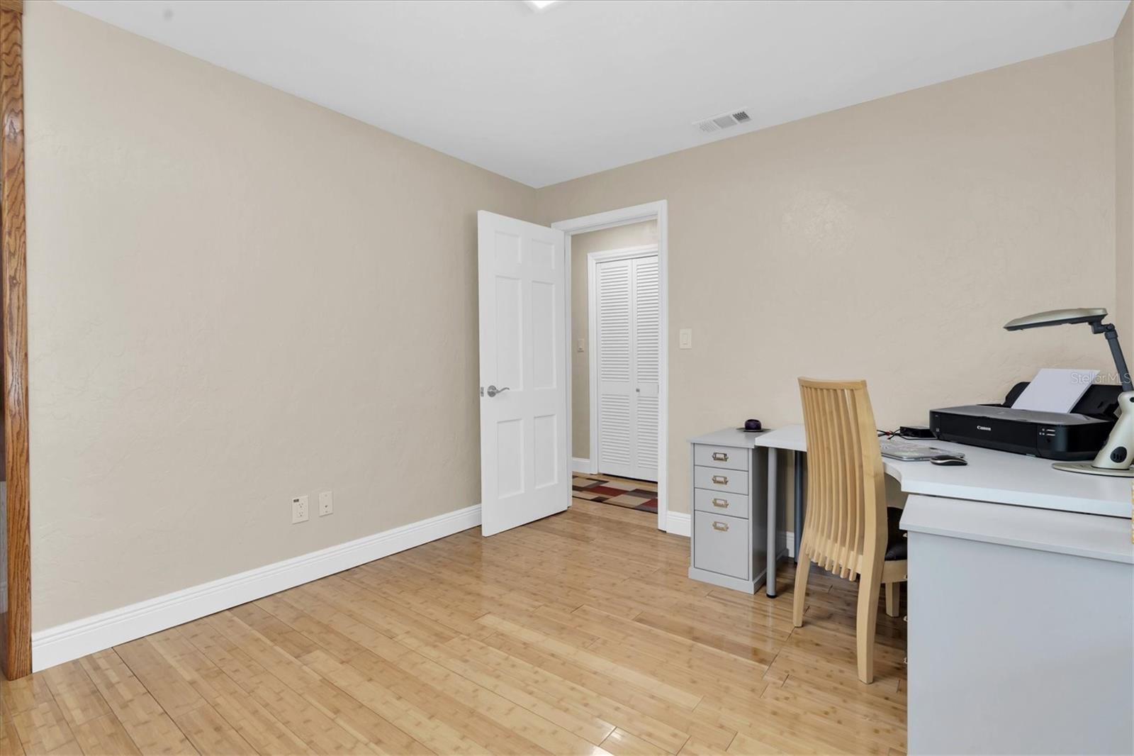 Image 22 of 59 For 4062 9th Avenue N