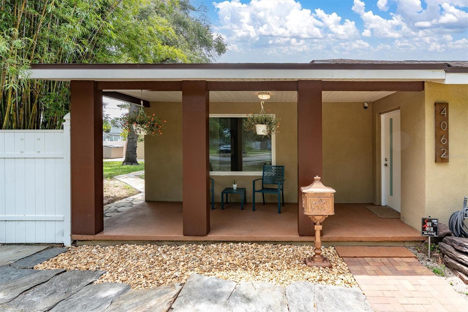 Image 4 of 59 For 4062 9th Avenue N