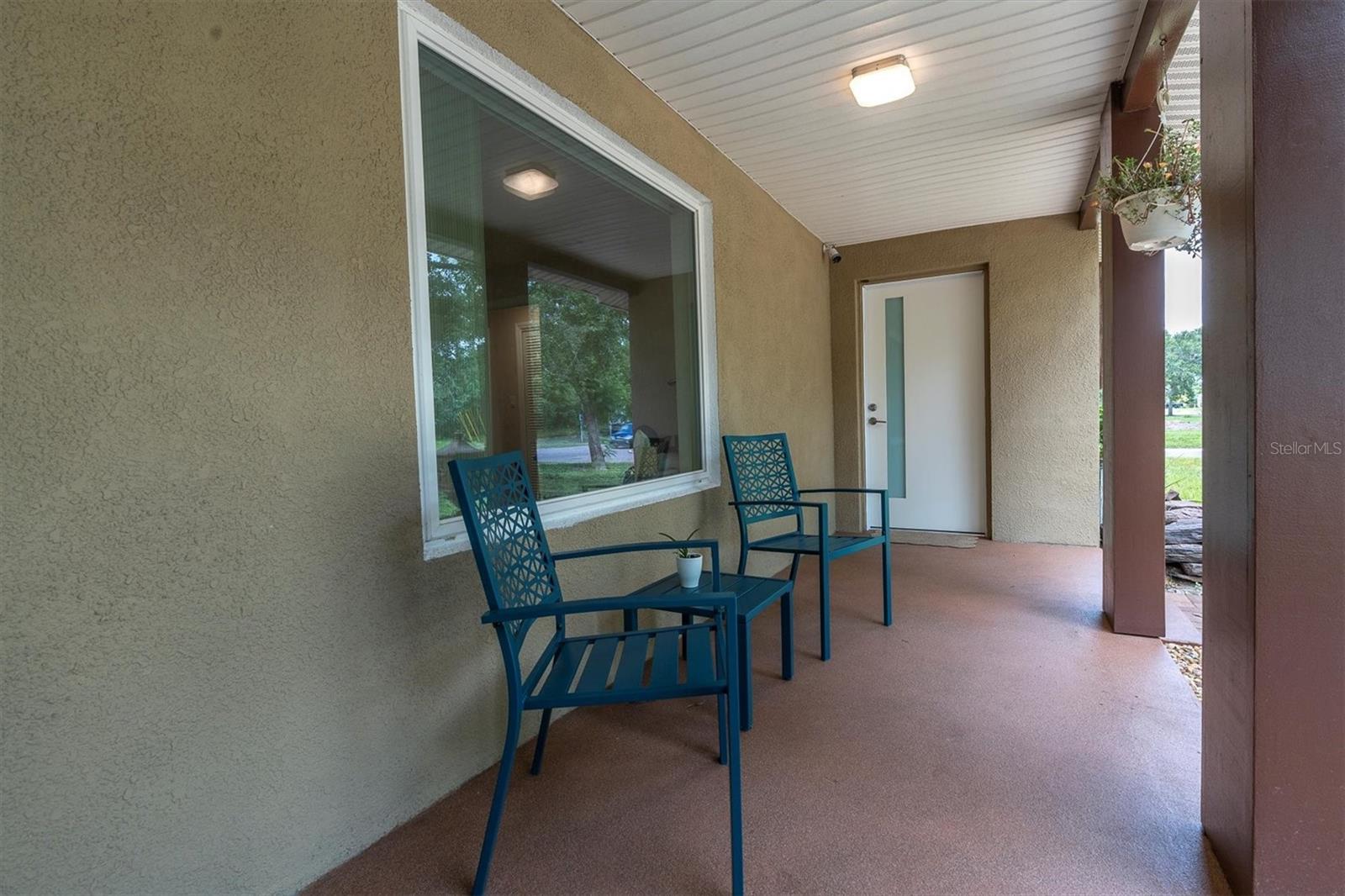 Image 5 of 59 For 4062 9th Avenue N