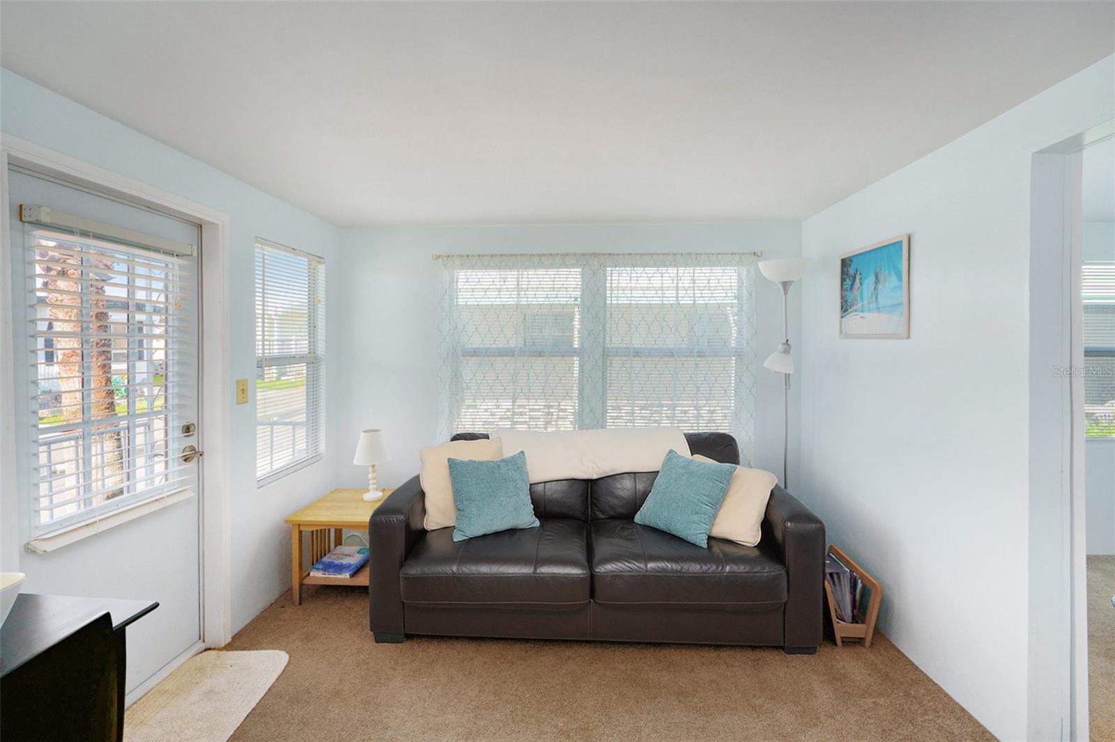 Image 18 of 27 For 34527 Violet Drive N