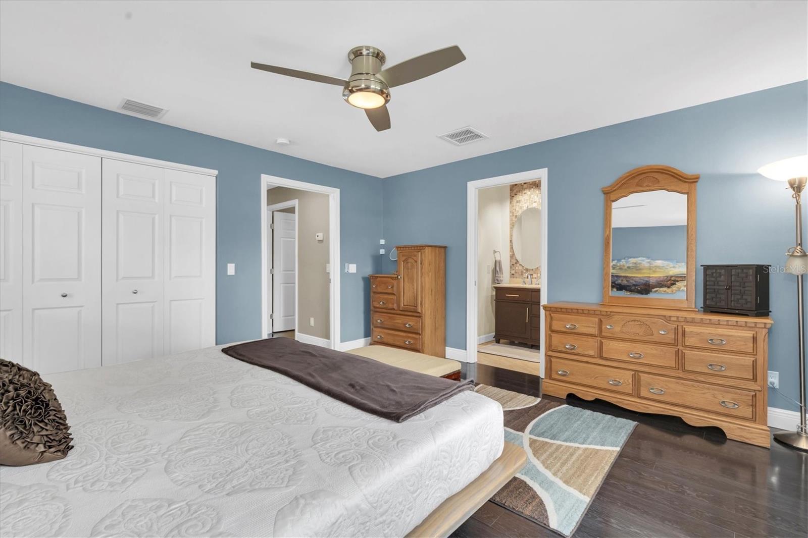 Image 19 of 63 For 4062 9th Avenue N
