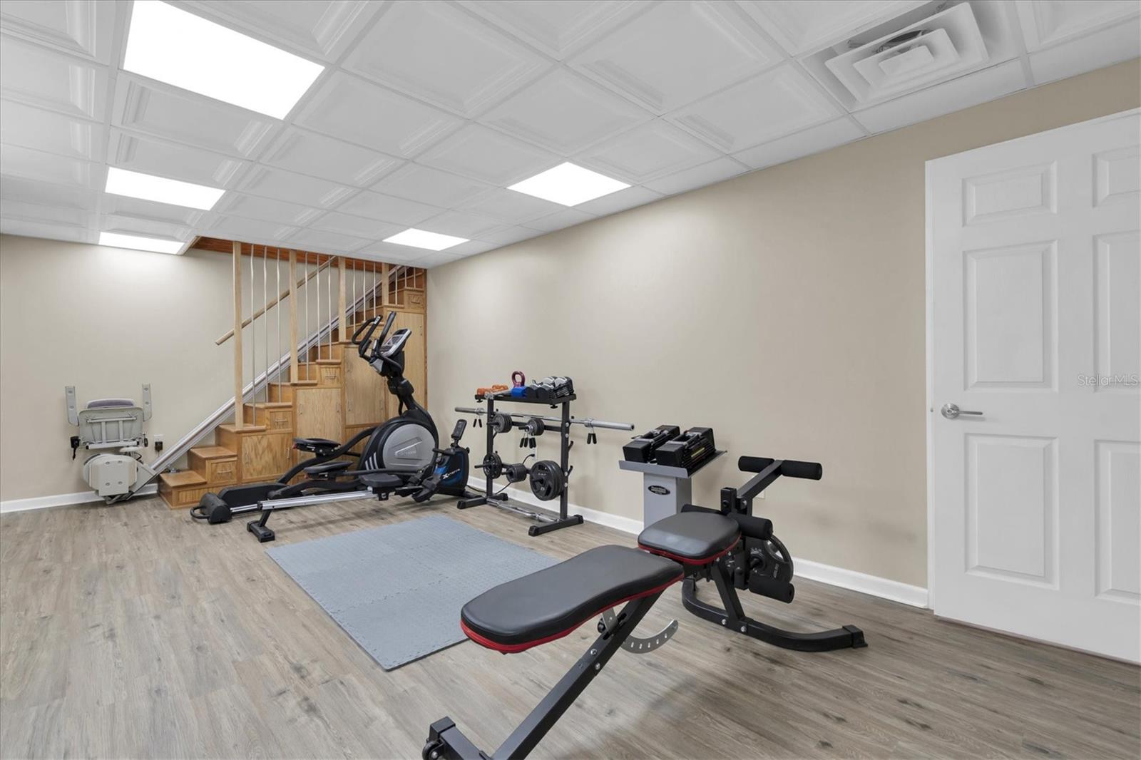 Image 32 of 63 For 4062 9th Avenue N