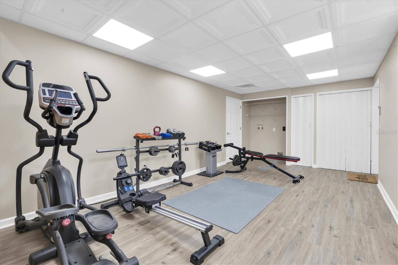 Image 33 of 63 For 4062 9th Avenue N