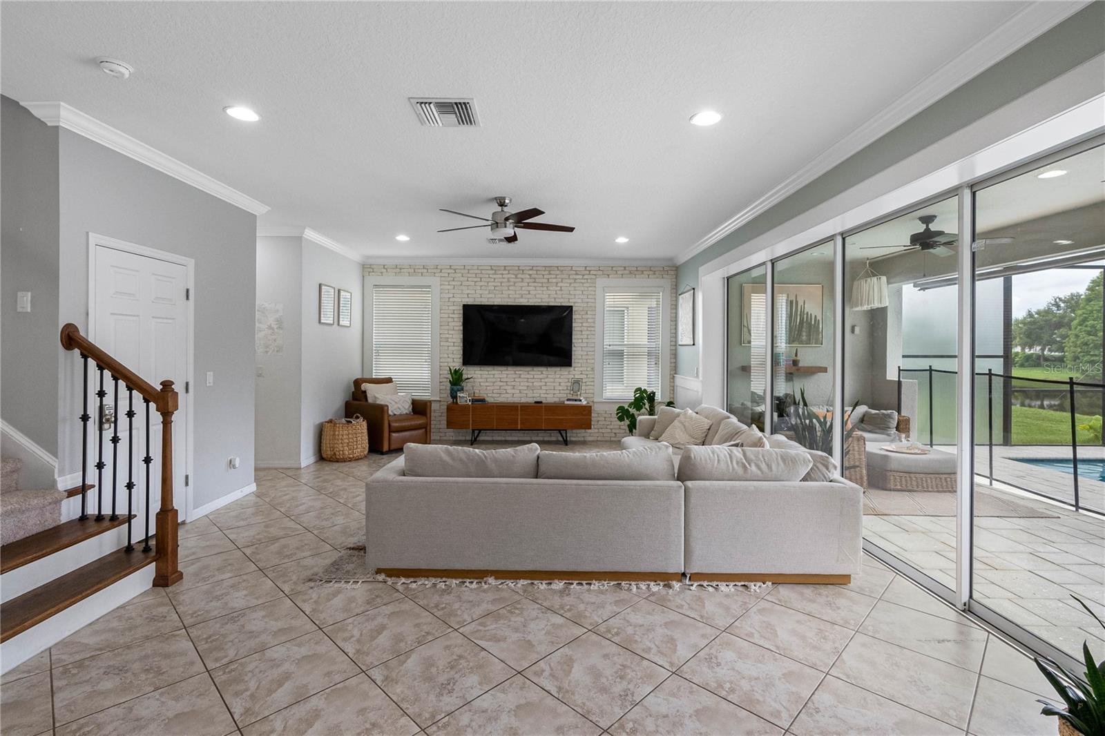 Image 22 of 77 For 11614 Orange Palm Way