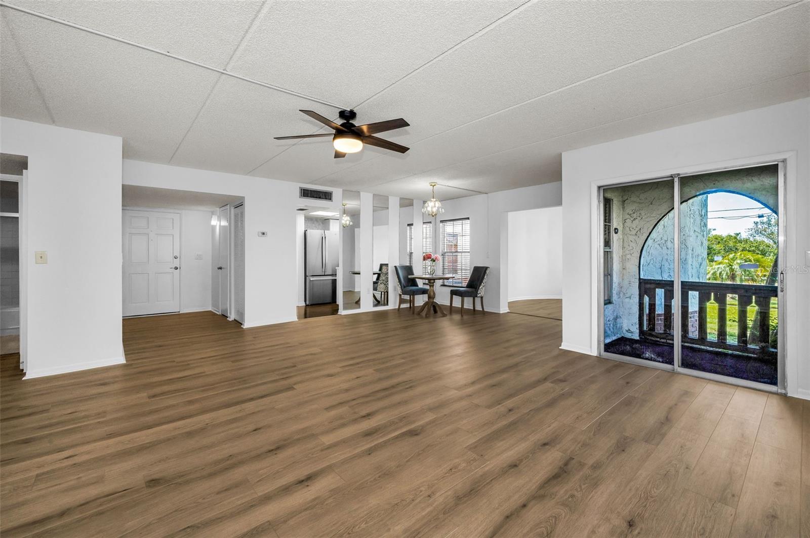 Image 4 of 93 For 320 Bayshore Boulevard 107