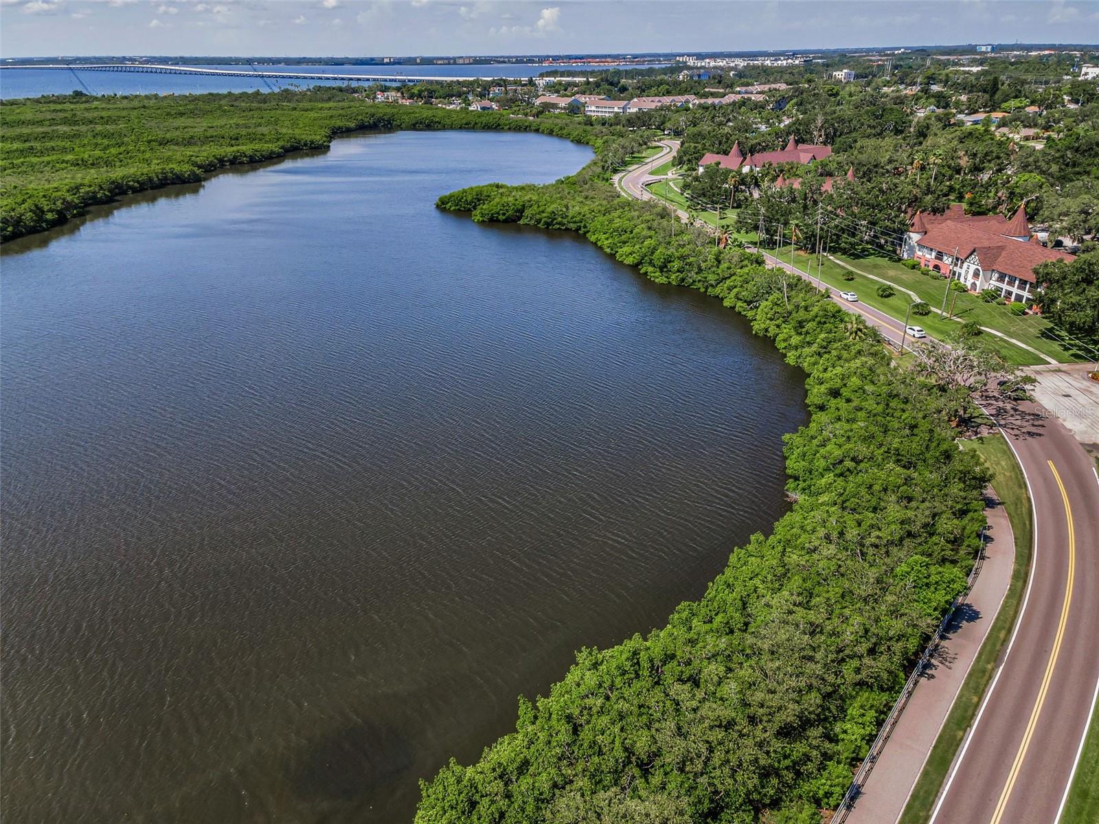 Image 66 of 93 For 320 Bayshore Boulevard 107