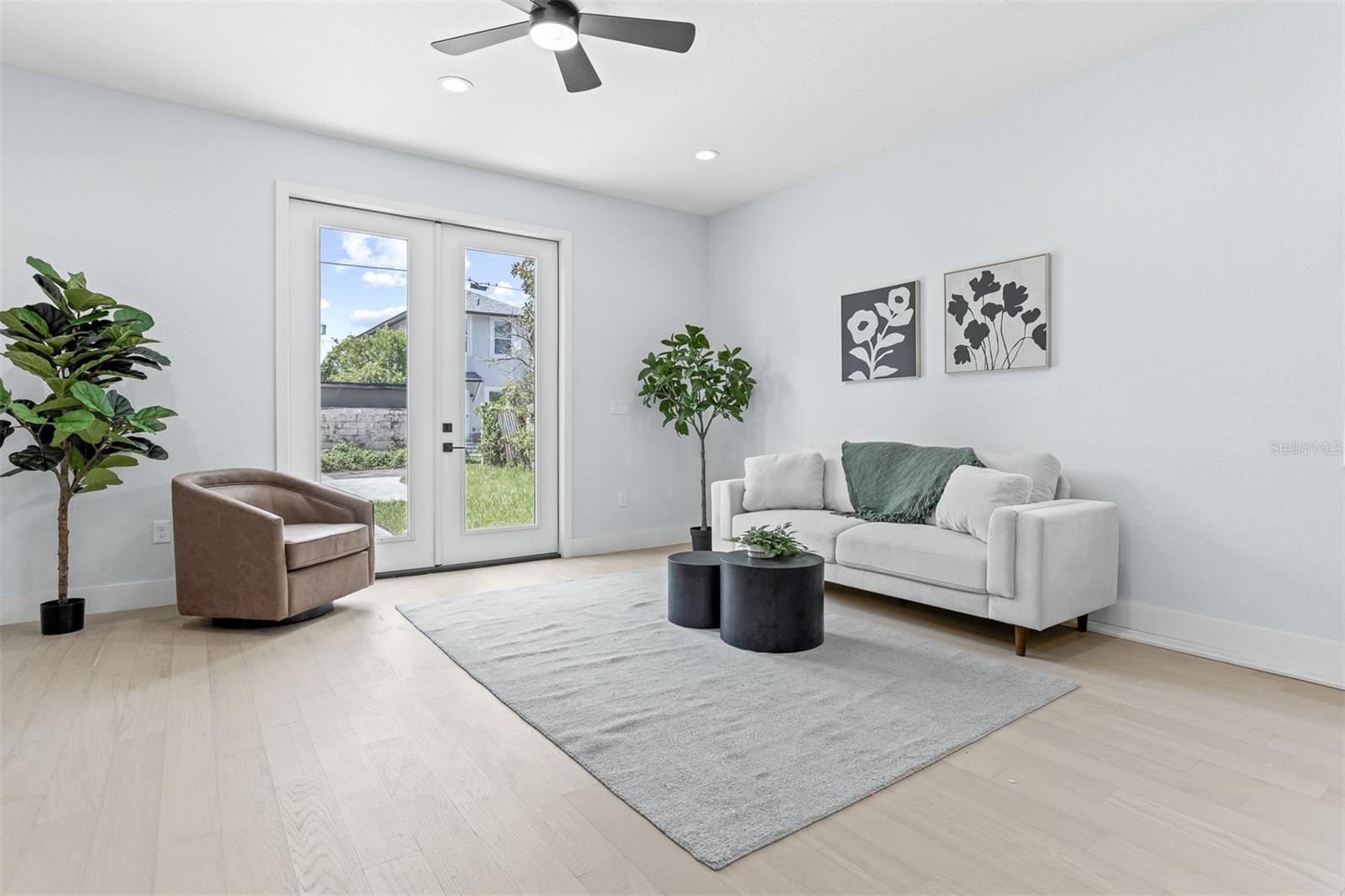 Image 10 of 28 For 2512 Chestnut Street 2
