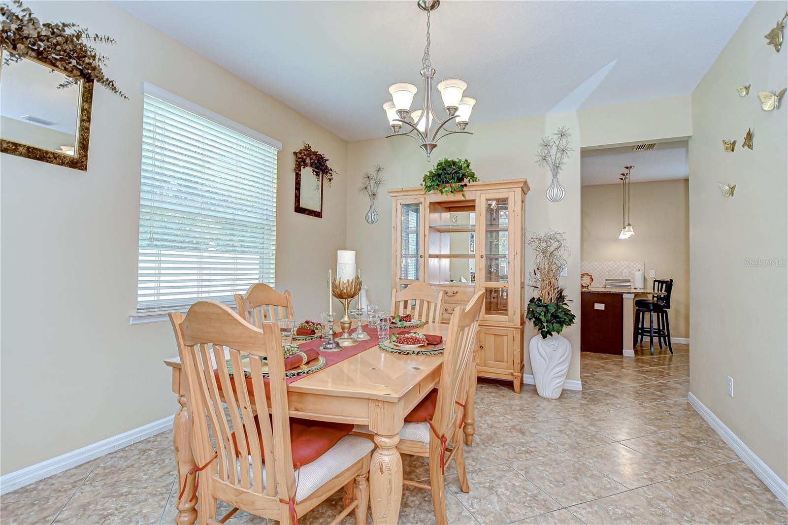 Image 14 of 44 For 2499 Calvano Drive