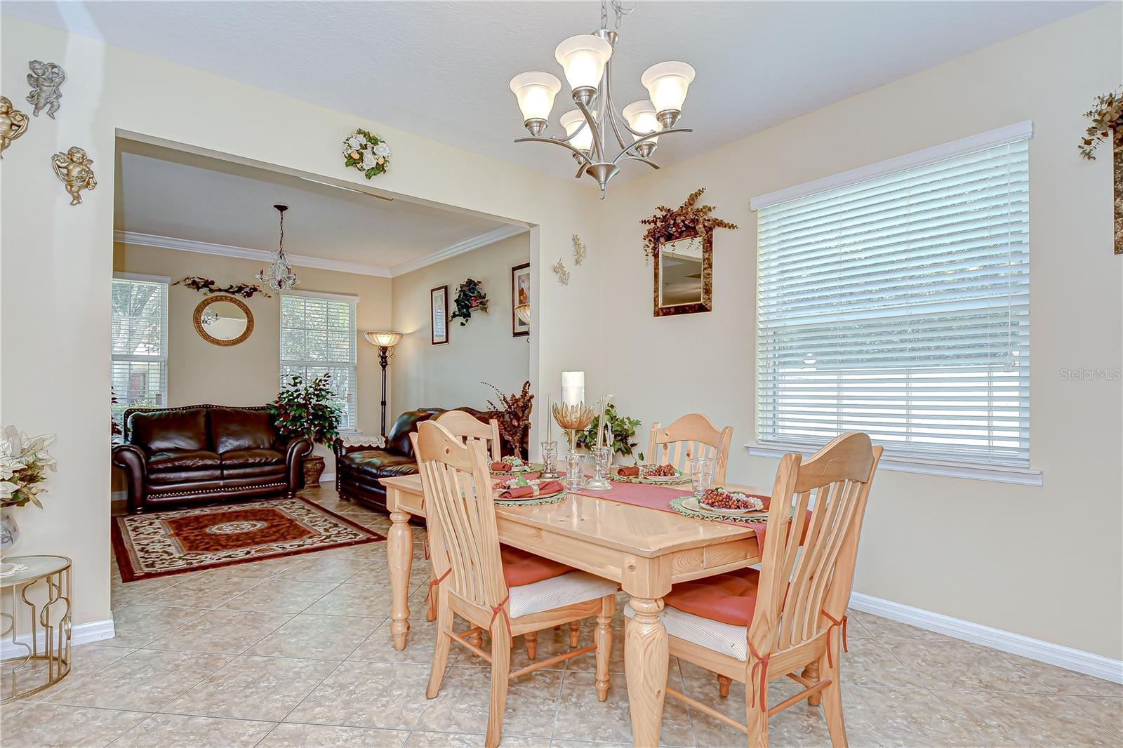 Image 16 of 44 For 2499 Calvano Drive