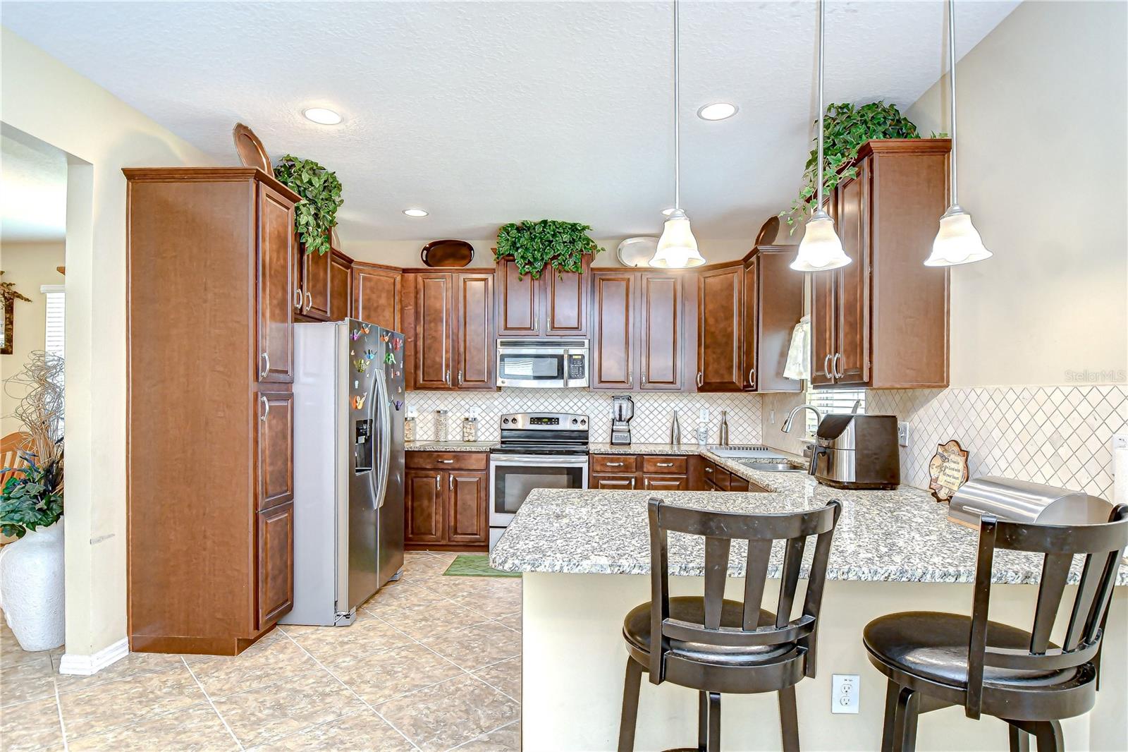 Image 18 of 44 For 2499 Calvano Drive