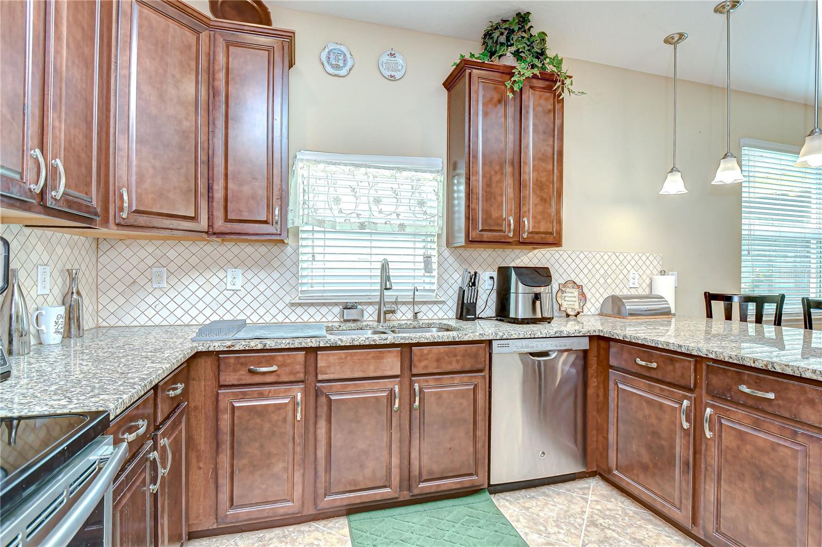 Image 21 of 44 For 2499 Calvano Drive