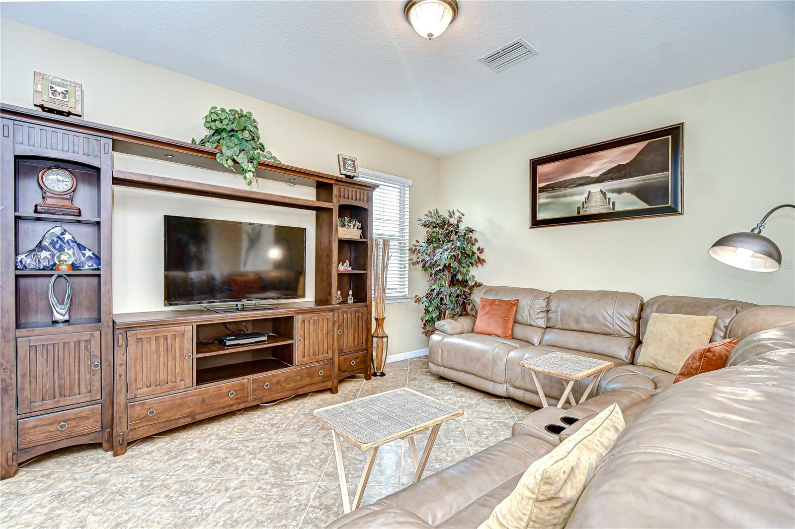 Image 24 of 44 For 2499 Calvano Drive