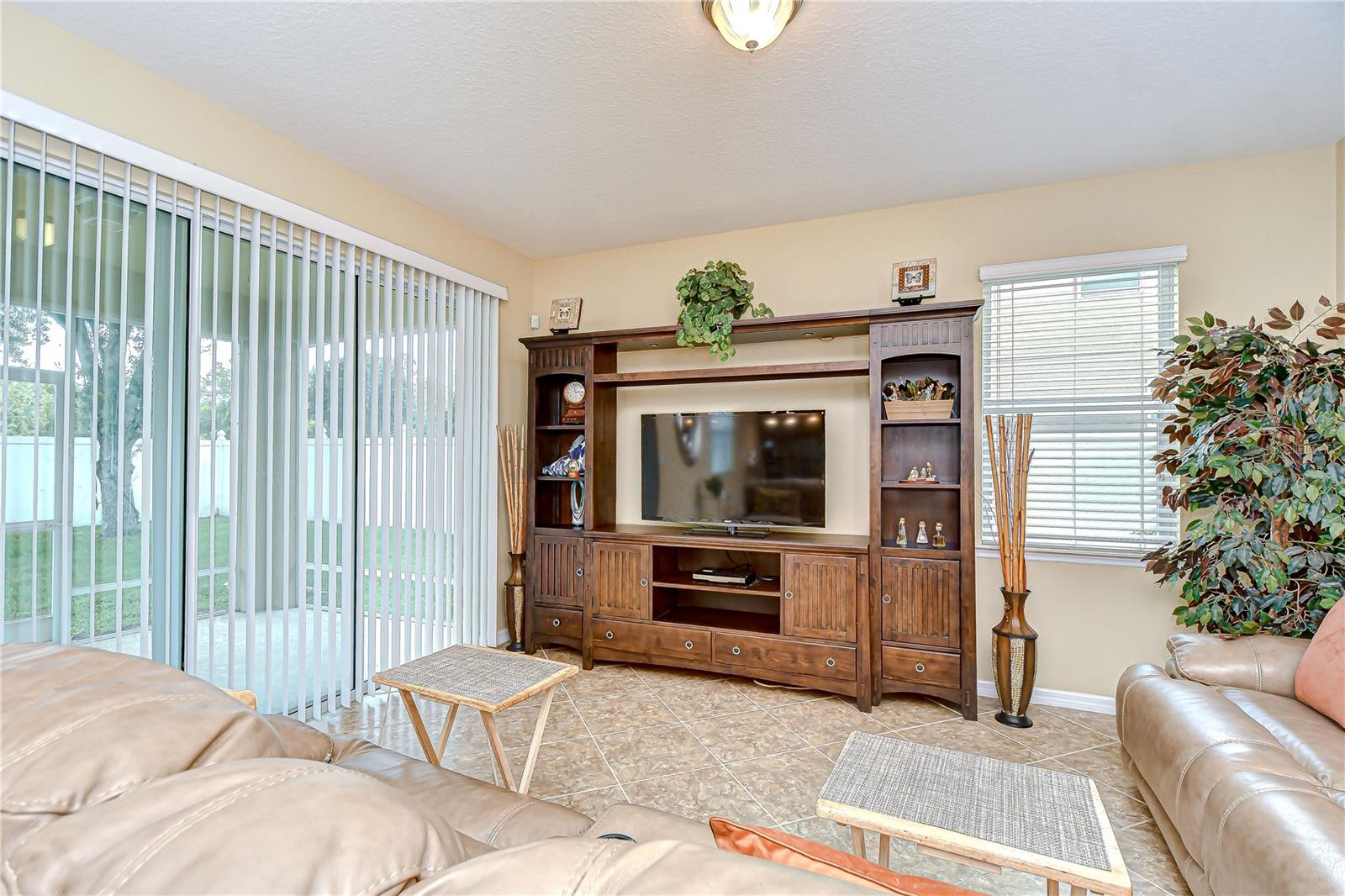 Image 25 of 44 For 2499 Calvano Drive