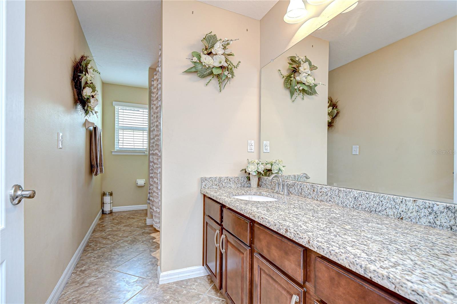Image 53 of 100 For 2499 Calvano Drive
