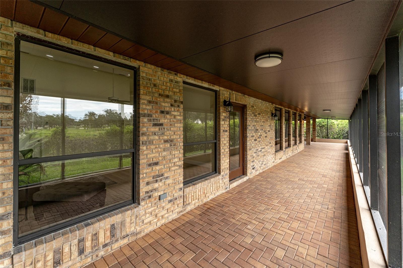Image 41 of 59 For 6151 Silver Oaks Drive