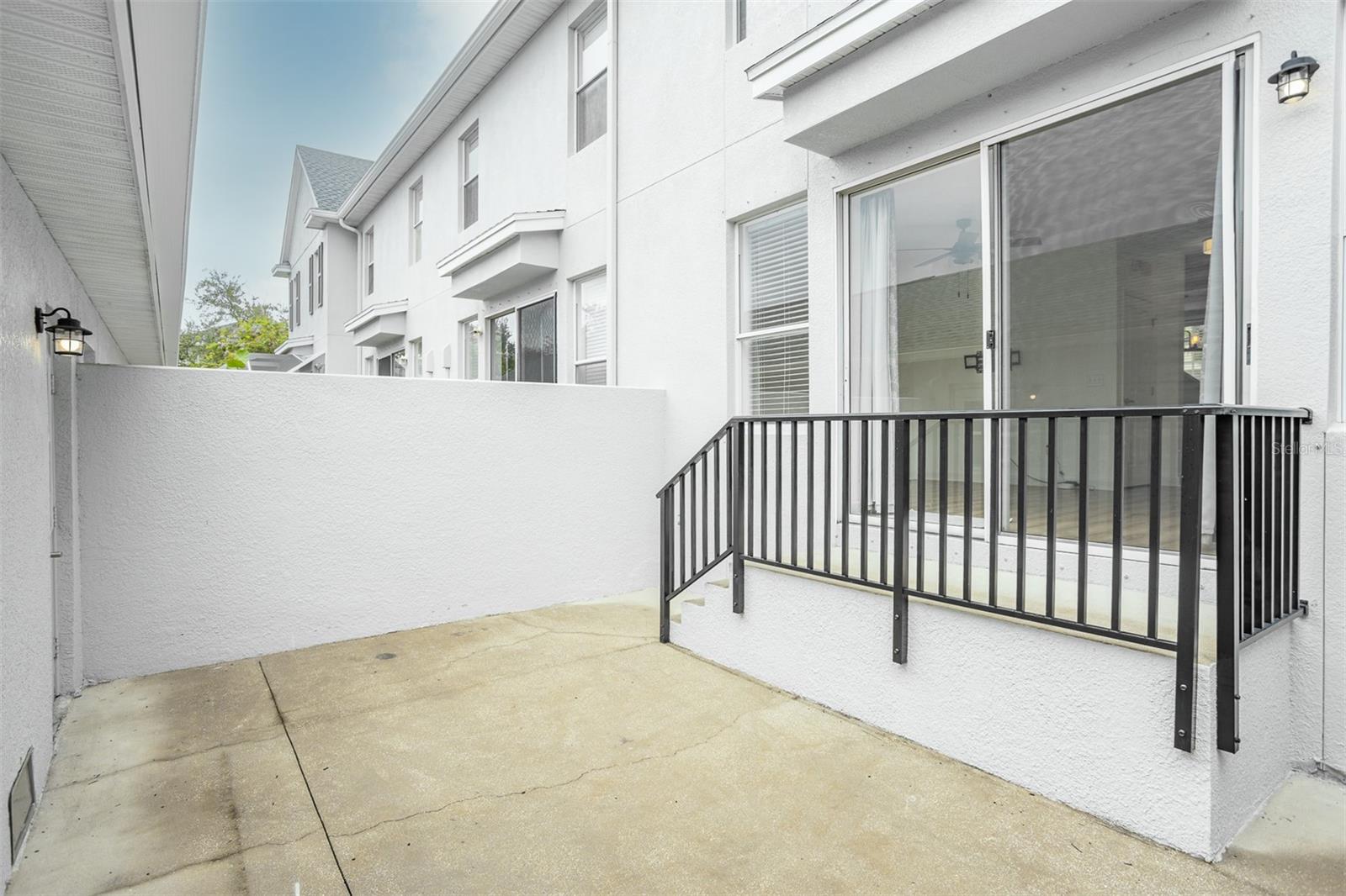 Image 31 of 46 For 7307 Saint Patrick Street E