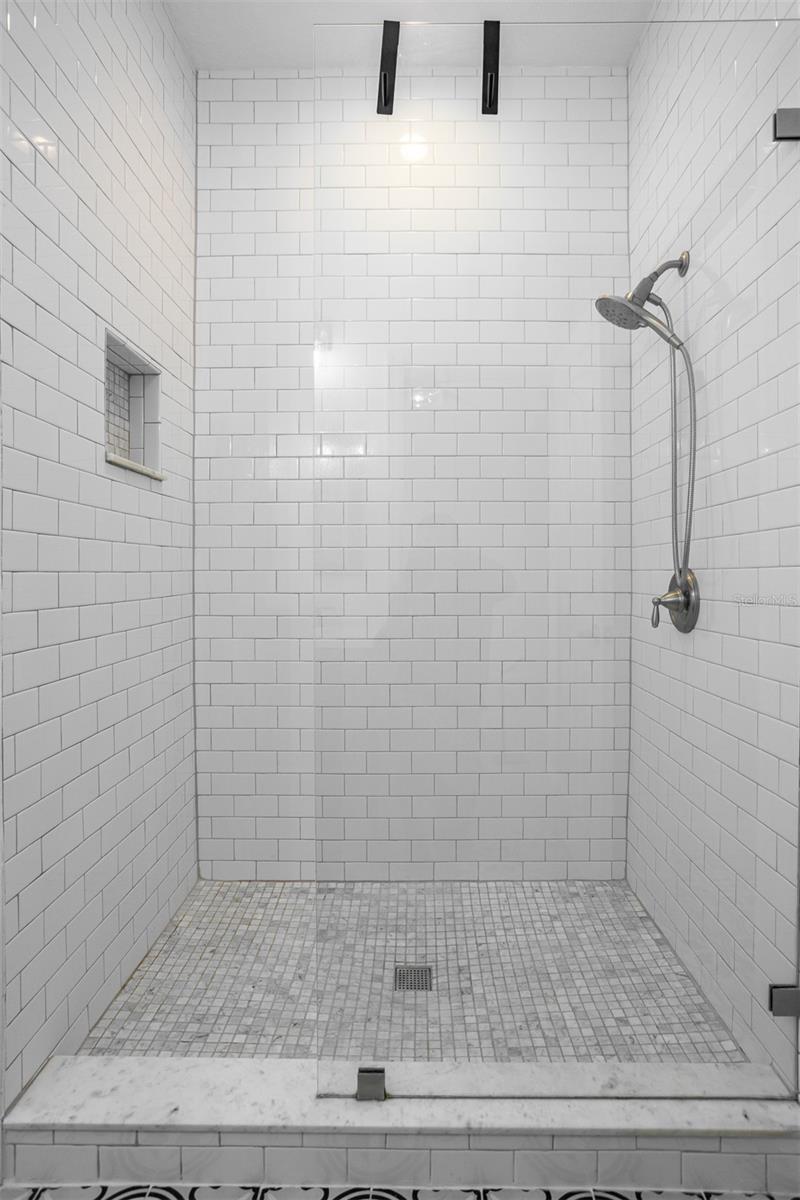 Image 46 of 46 For 7307 Saint Patrick Street E