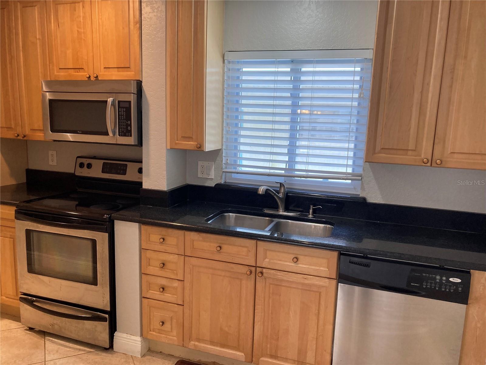 Image 4 of 13 For 11605 3rd Street E 201