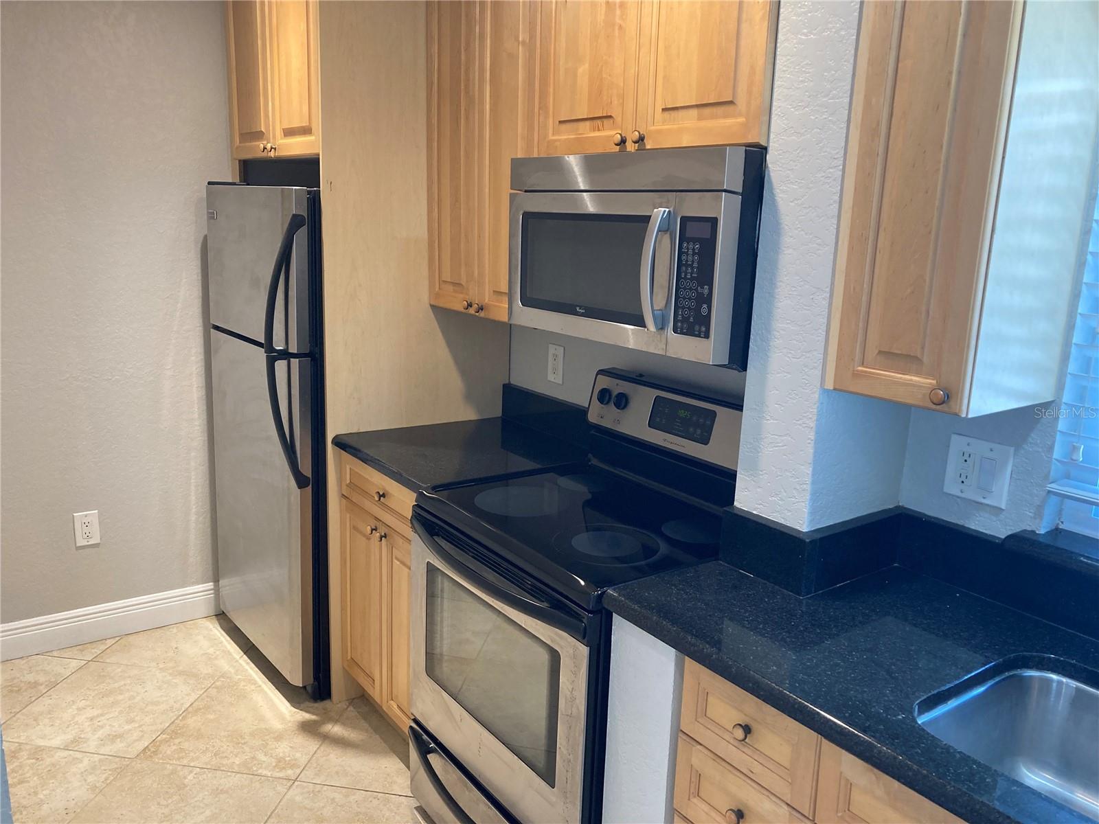 Image 5 of 13 For 11605 3rd Street E 201