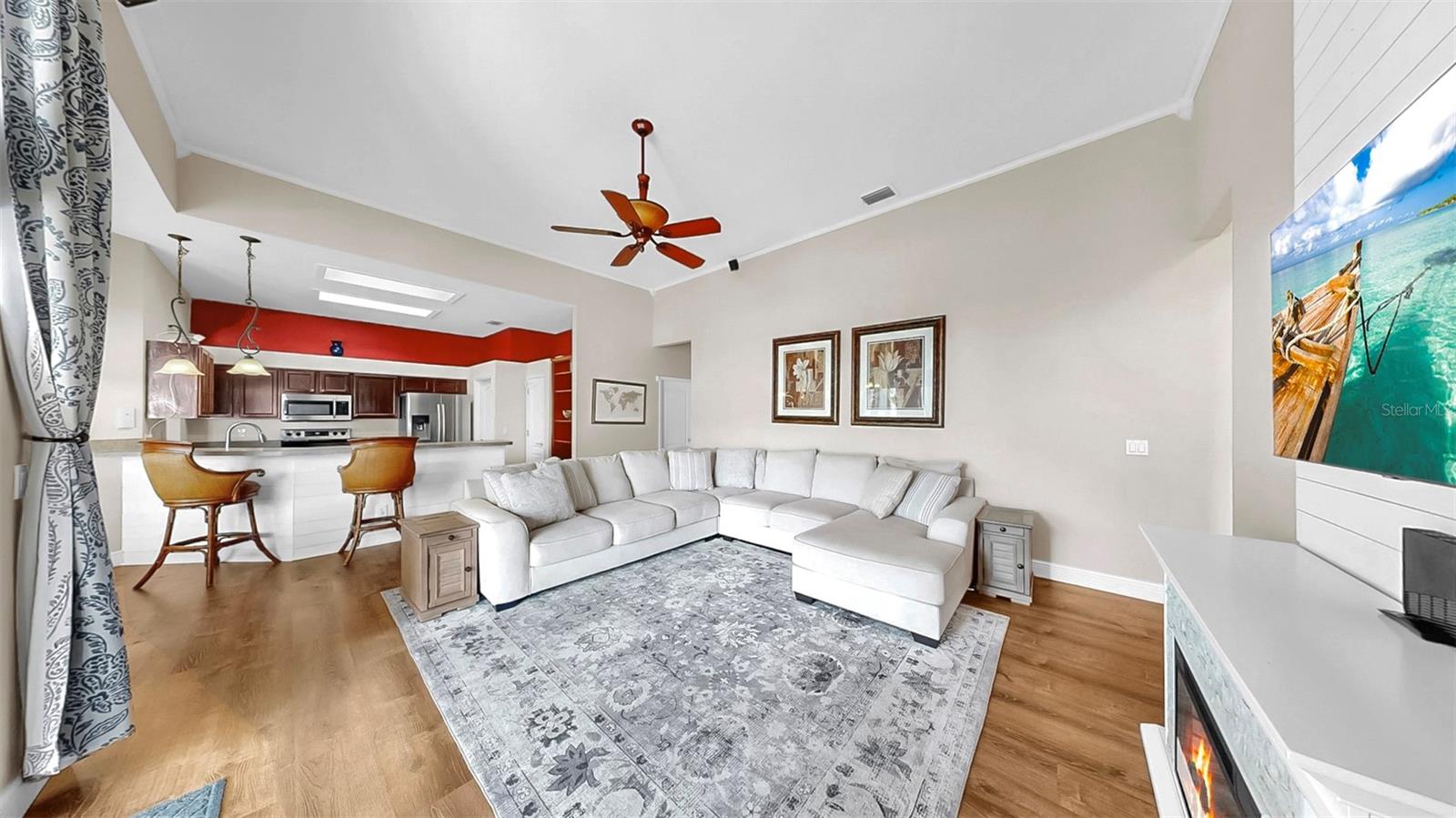 Image 16 of 30 For 4404 Castlebar Way