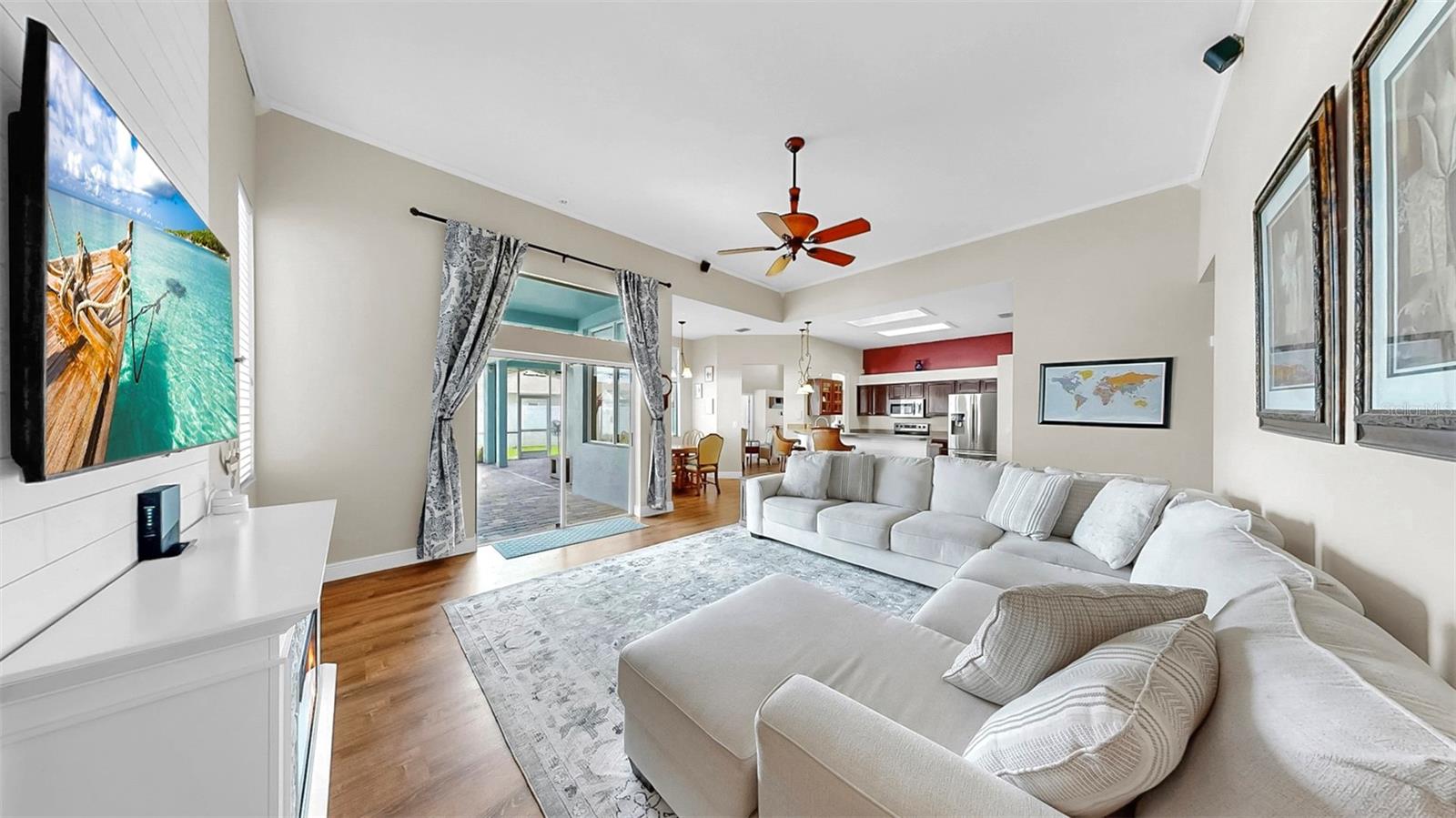 Image 17 of 30 For 4404 Castlebar Way