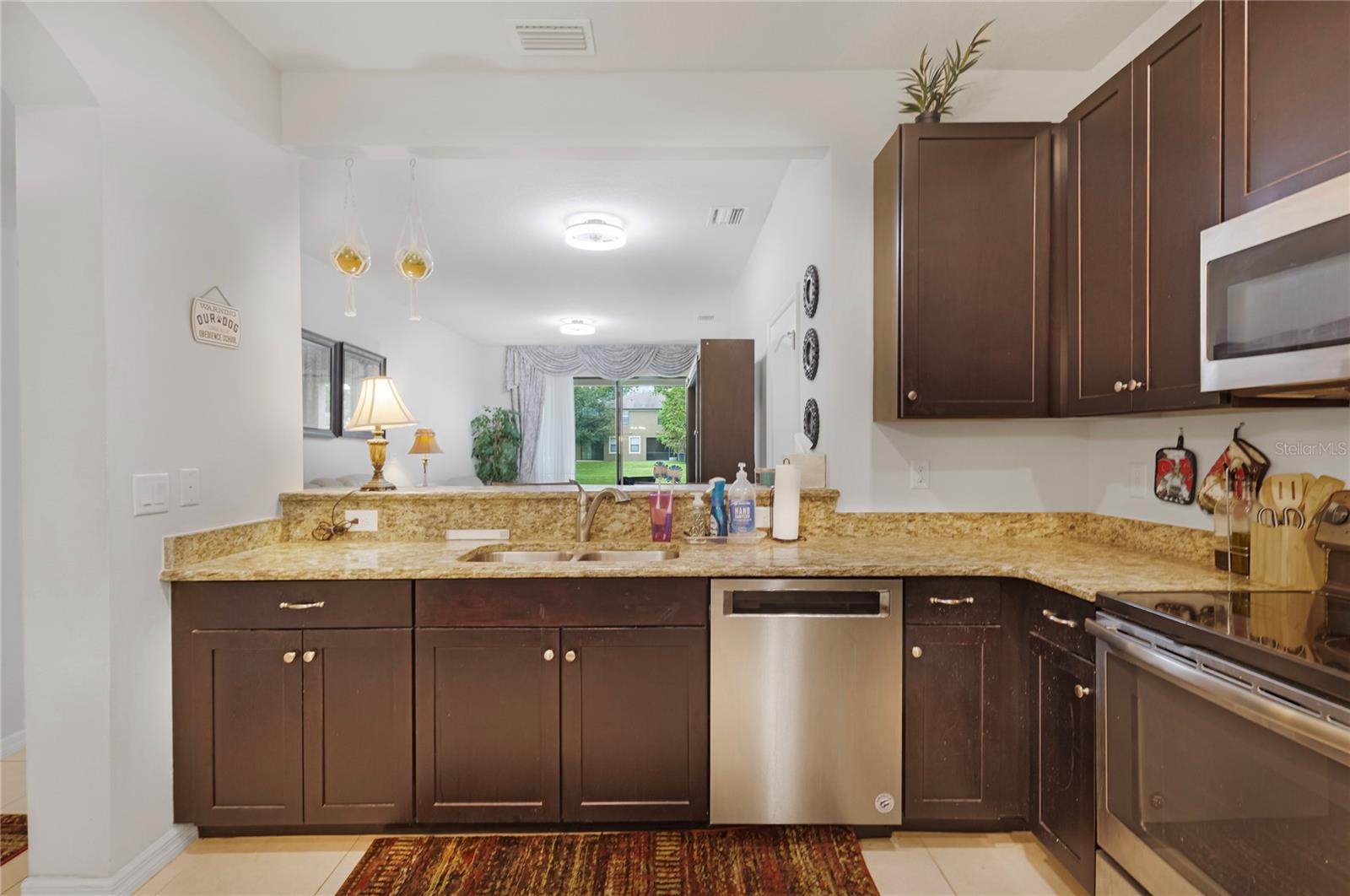 Image 6 of 44 For 5218 Bay Isle Circle