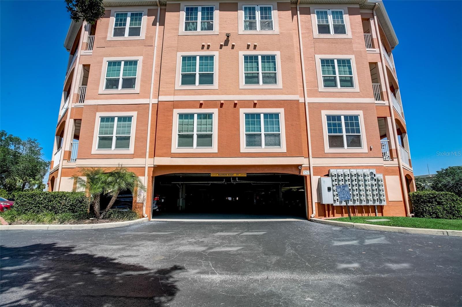 Image 31 of 57 For 5000 Culbreath Key Way 8-115