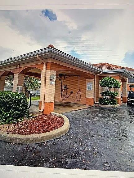 Image 44 of 57 For 5000 Culbreath Key Way 8-115