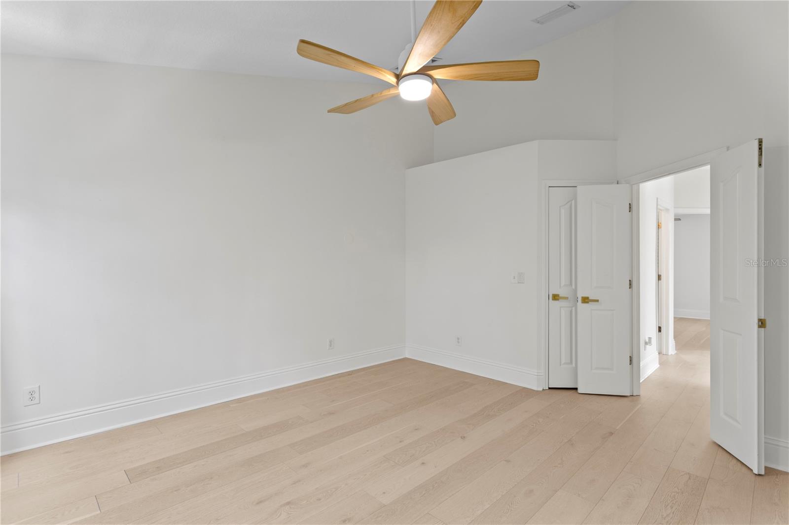 Image 41 of 57 For 1441 Harbour Walk Road