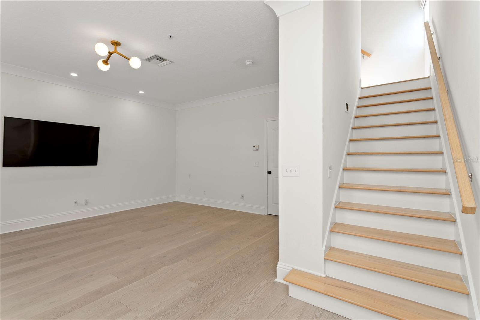 Image 9 of 57 For 1441 Harbour Walk Road
