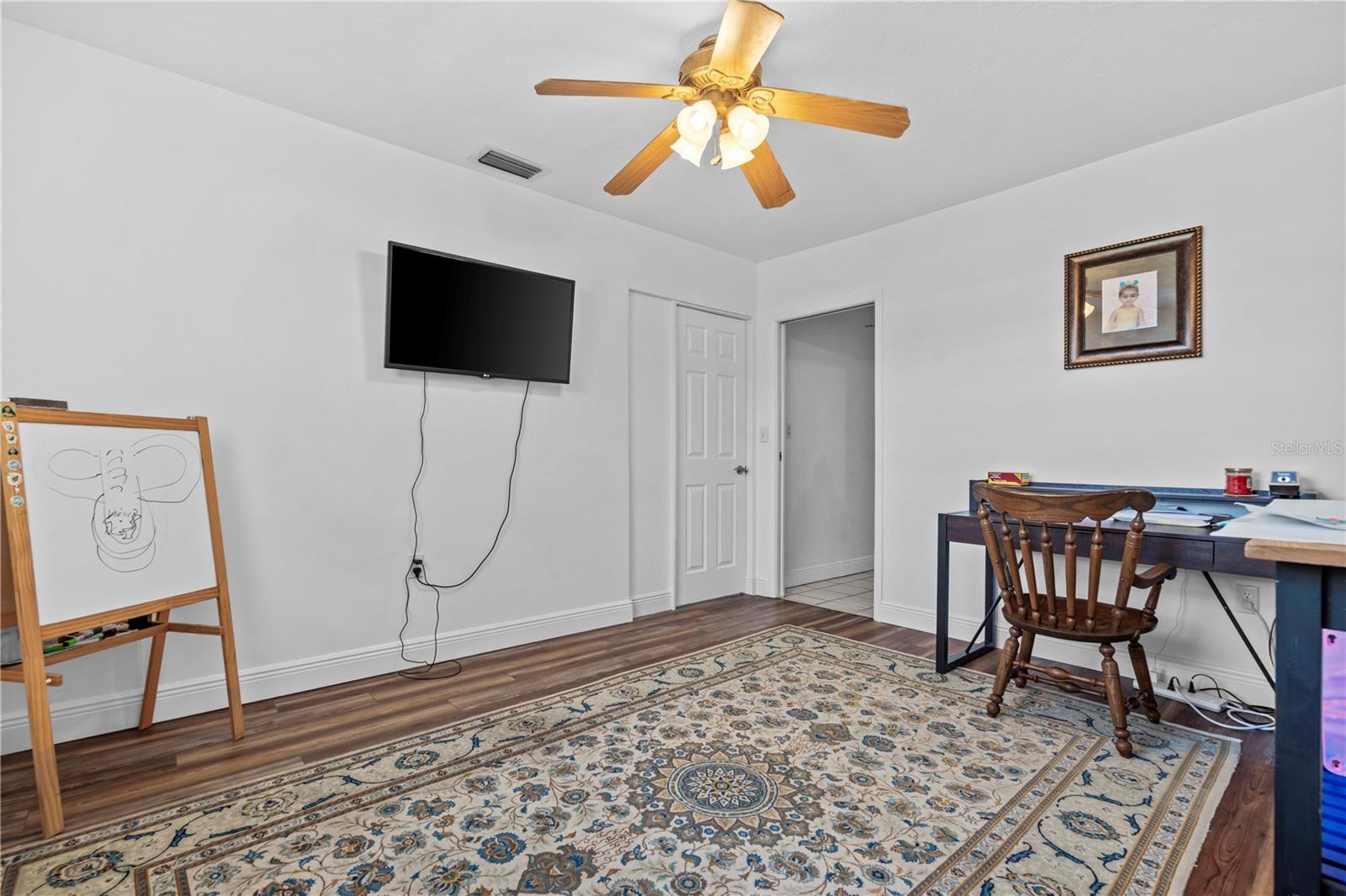 Image 18 of 44 For 615 Echo Drive