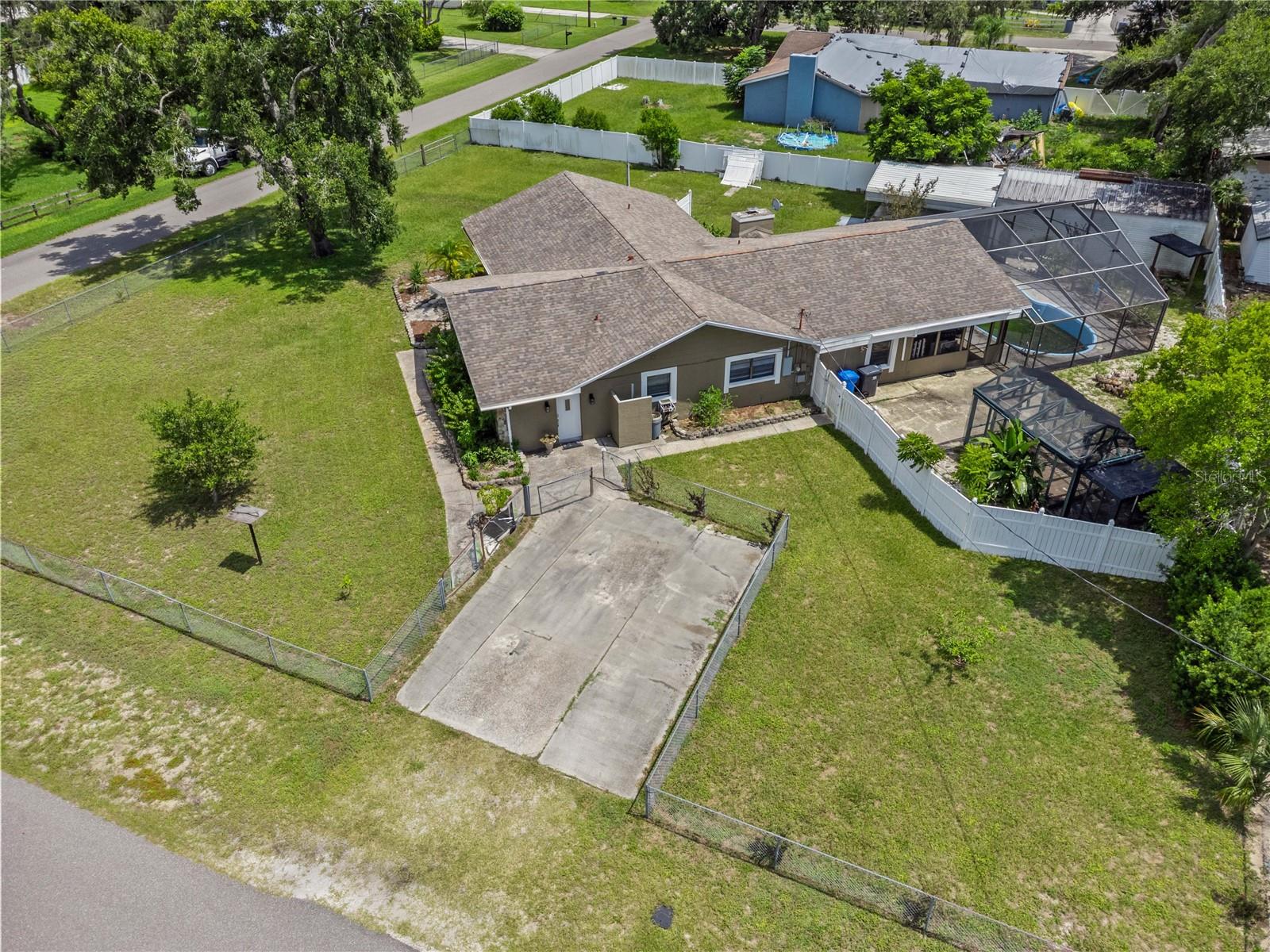 Image 39 of 44 For 615 Echo Drive
