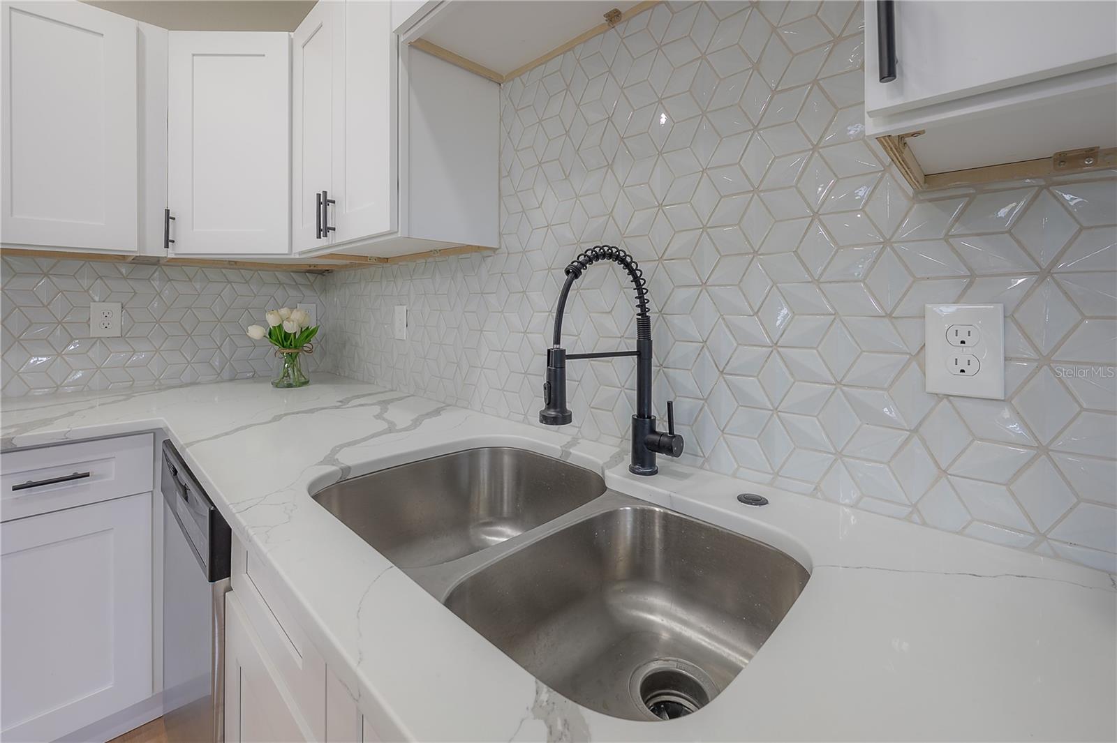 Image 16 of 33 For 6215 44th Street