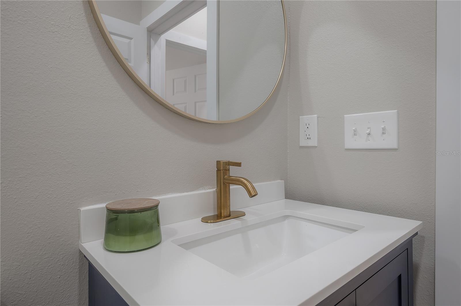 Image 21 of 33 For 6215 44th Street