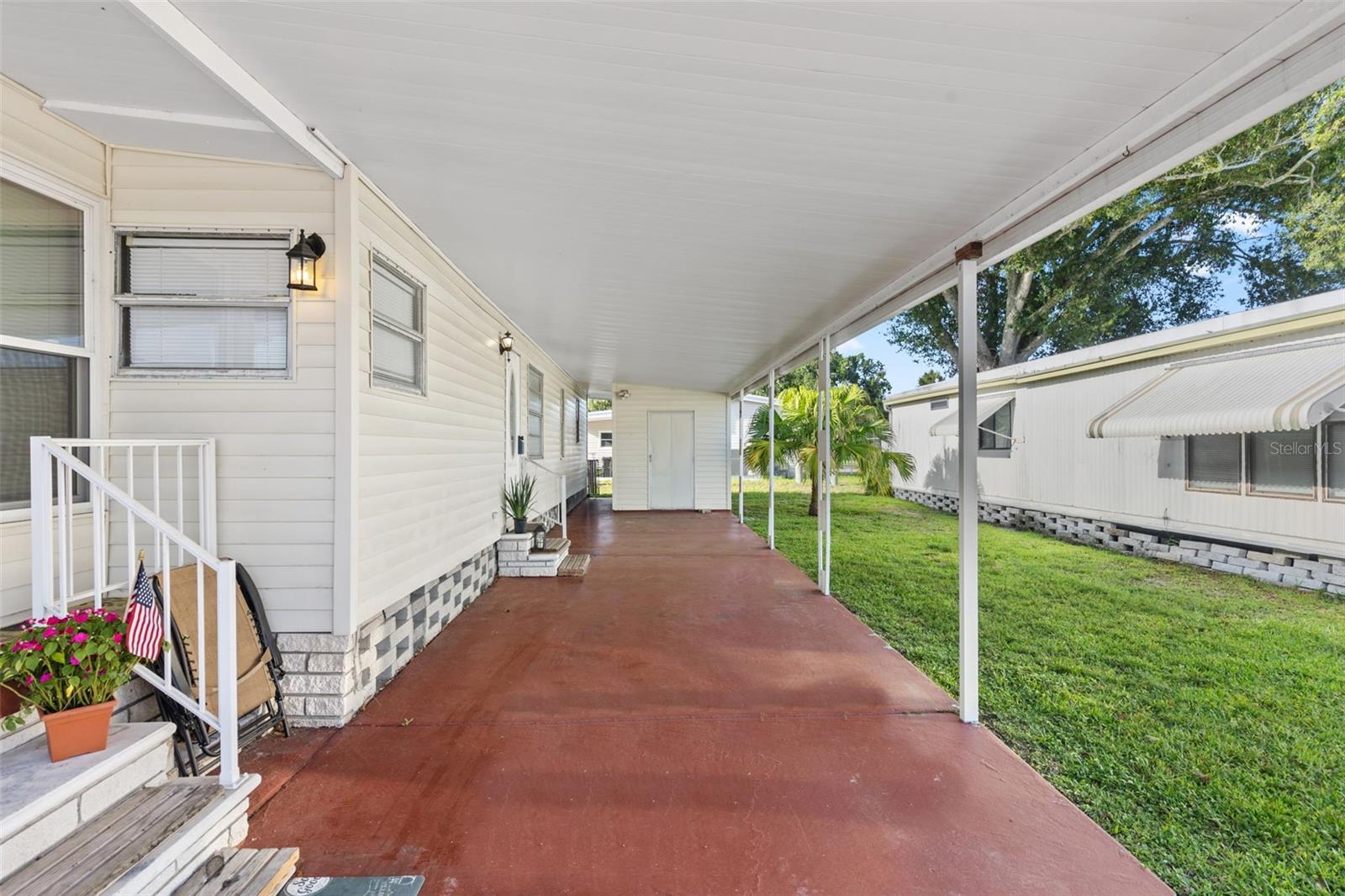 Image 16 of 52 For 245 Pelican Drive N