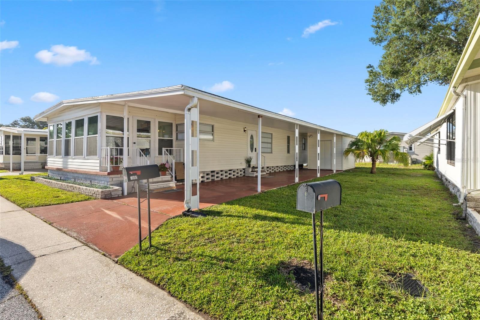 Image 17 of 52 For 245 Pelican Drive N