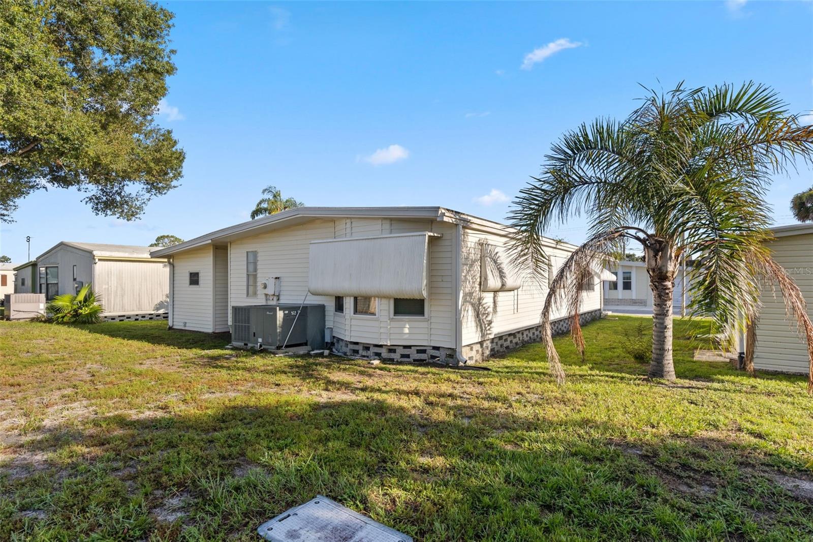 Image 18 of 52 For 245 Pelican Drive N