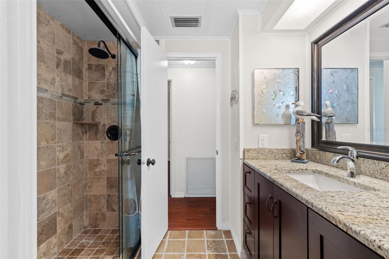 Image 41 of 52 For 245 Pelican Drive N
