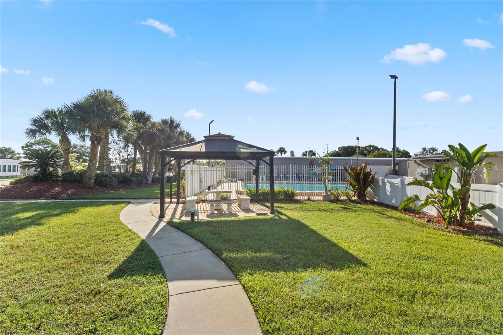 Image 47 of 52 For 245 Pelican Drive N