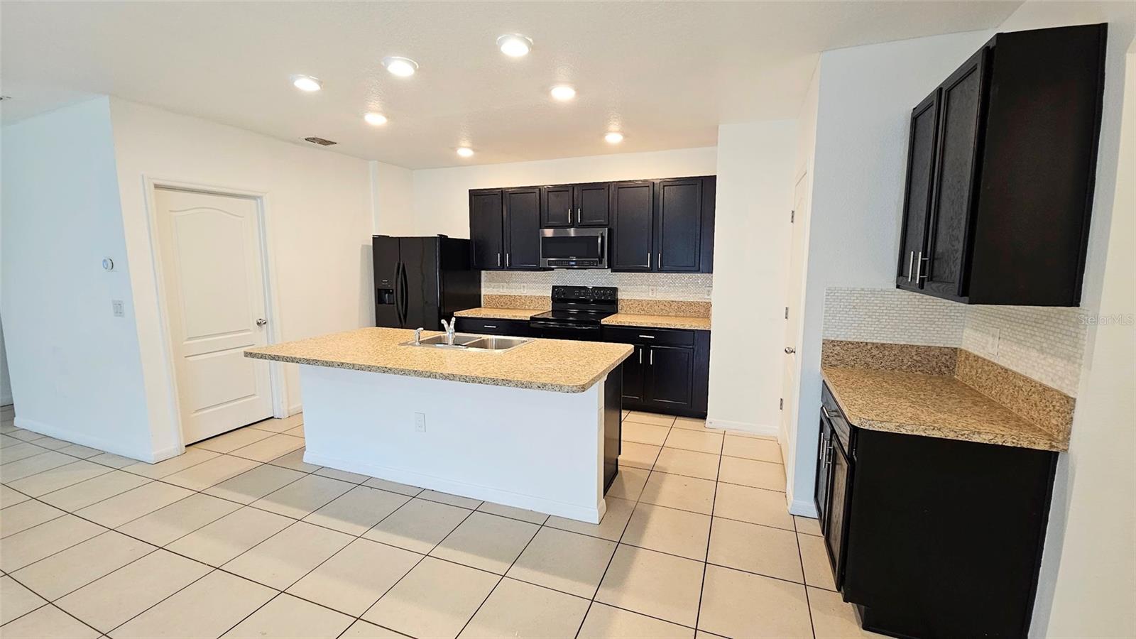 Image 11 of 53 For 1724 Ranger Highlands Road