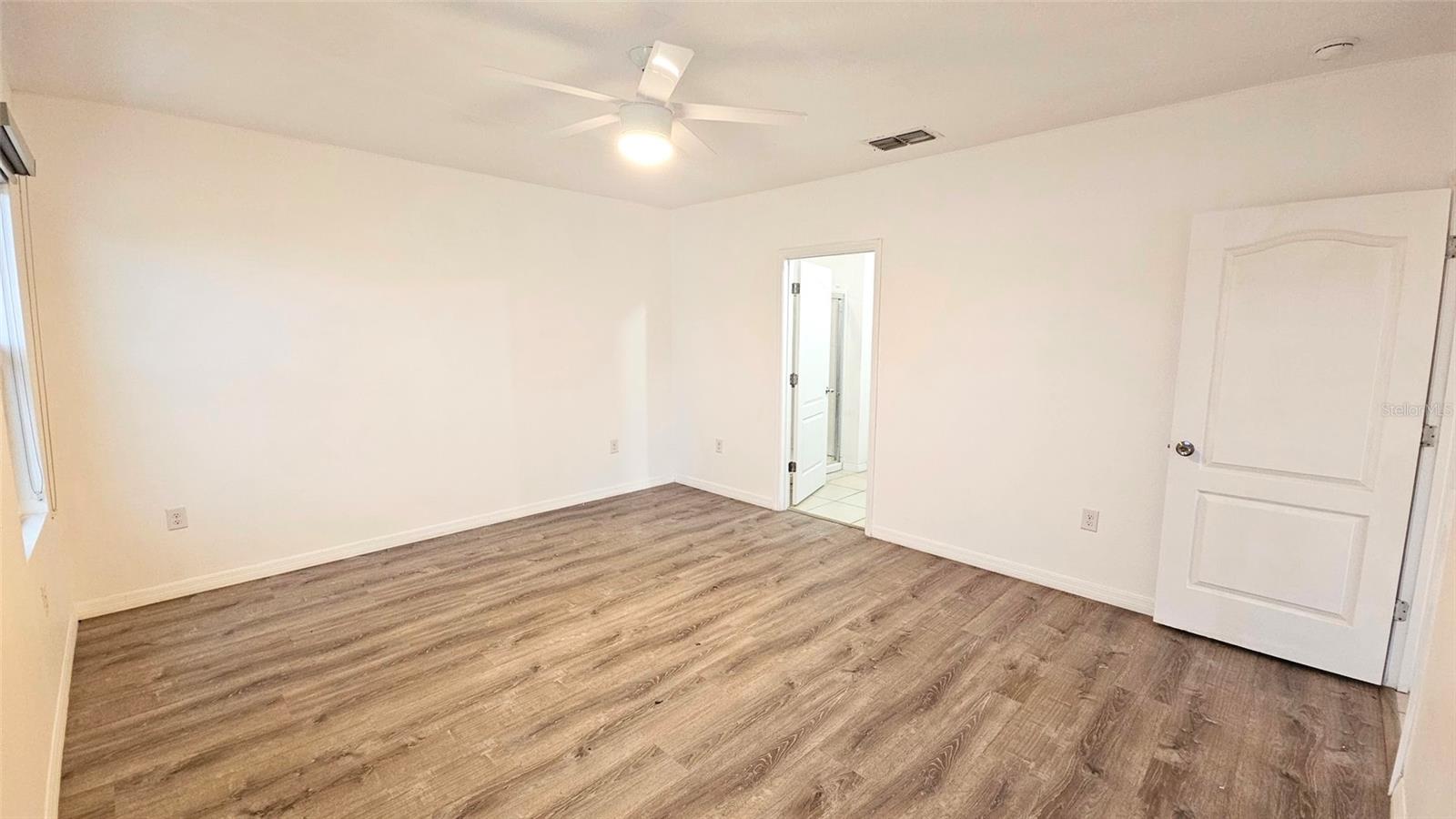 Image 24 of 53 For 1724 Ranger Highlands Road