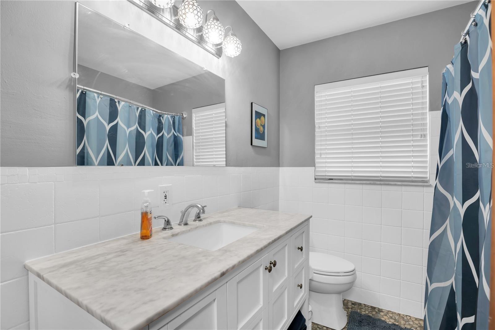 Image 12 of 25 For 185 22nd Avenue N