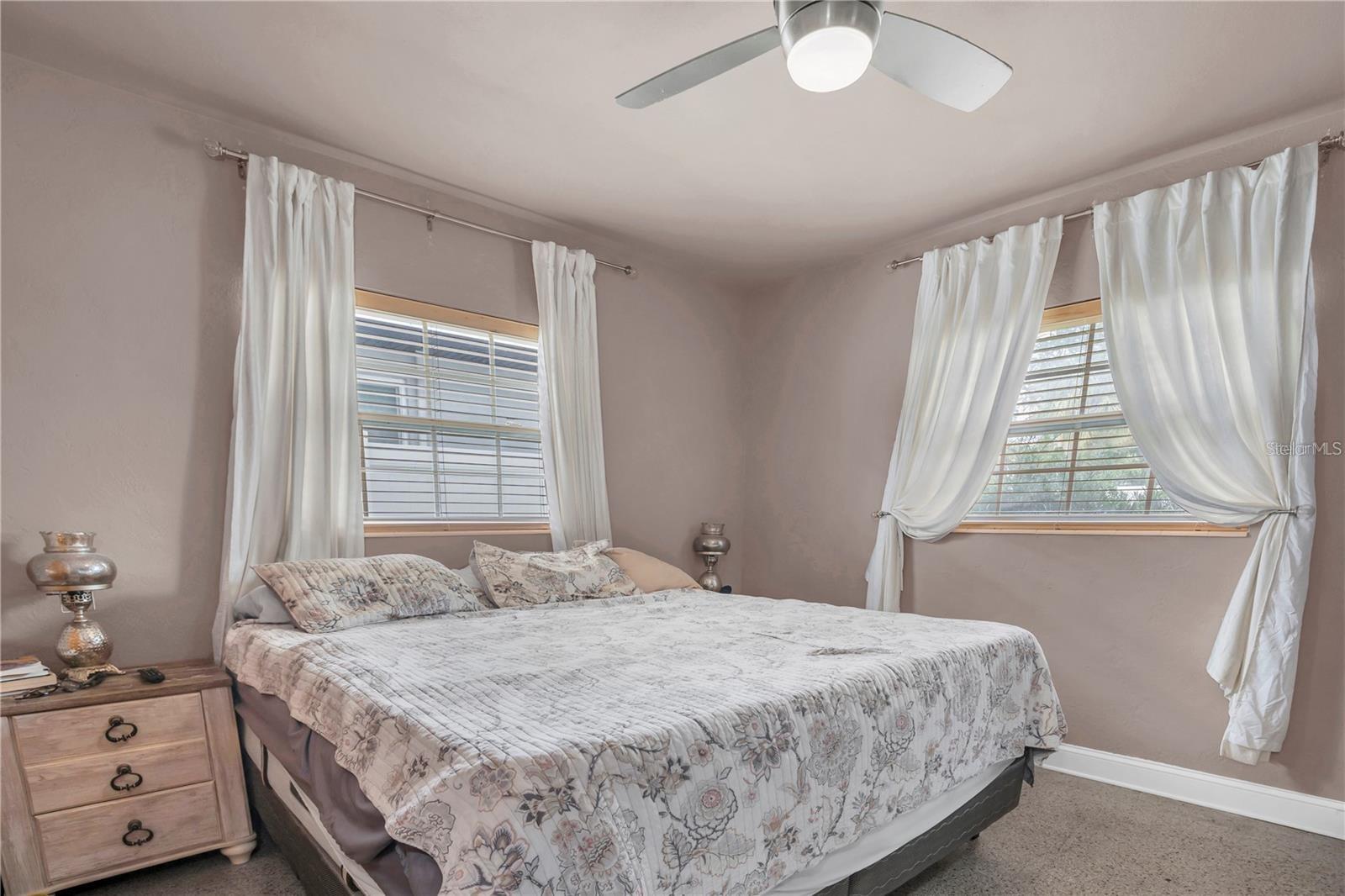 Image 14 of 25 For 185 22nd Avenue N